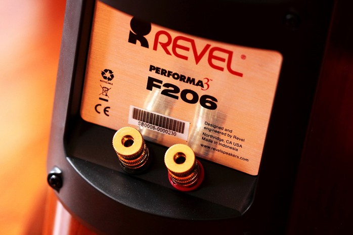 Revel Performa 3 F206 audiofil hangfal terminál